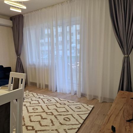 Studio&Garden! Roşu 外观 照片