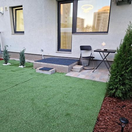 Studio&Garden! Roşu 外观 照片