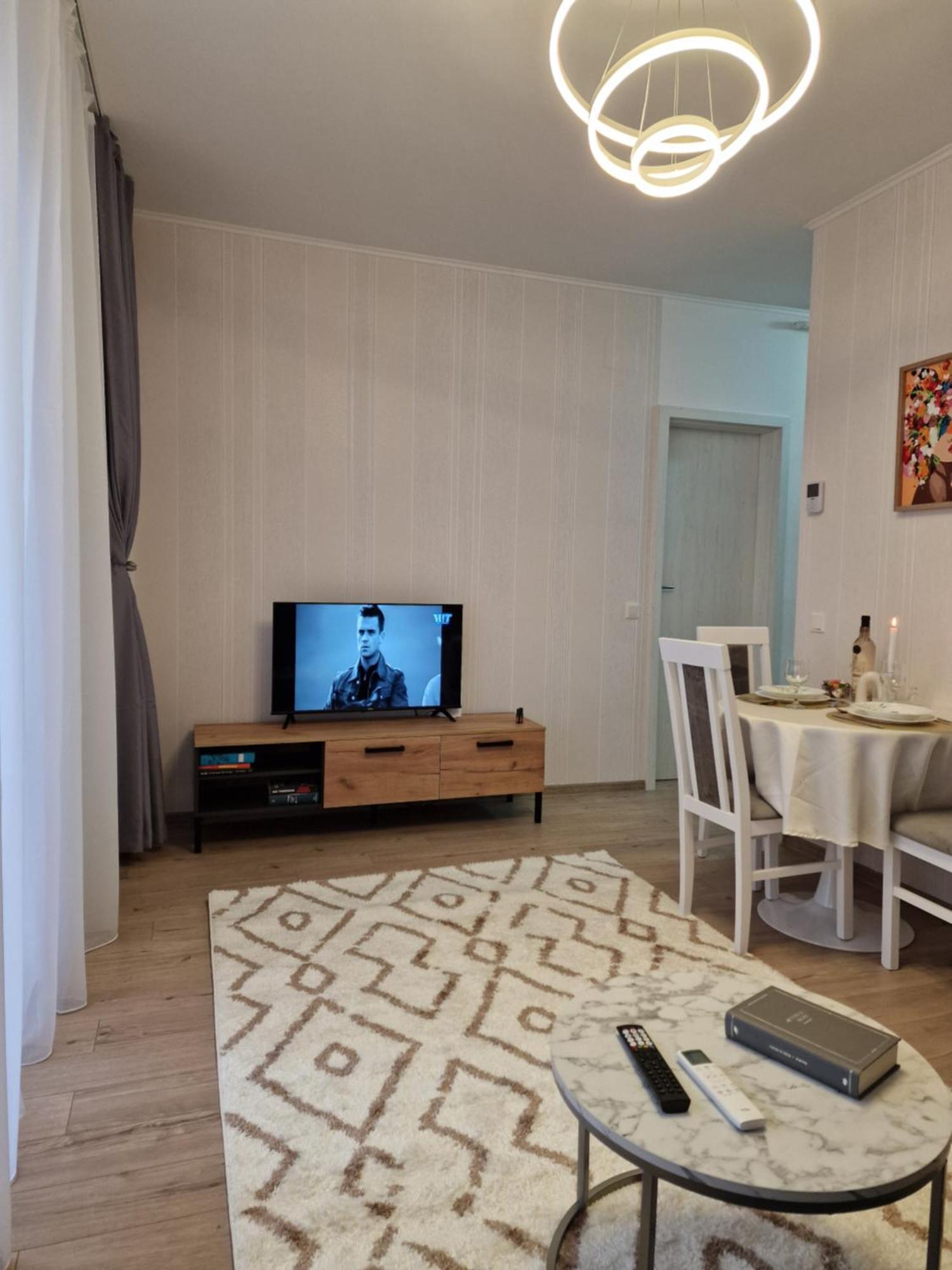 Studio&Garden! Roşu 外观 照片